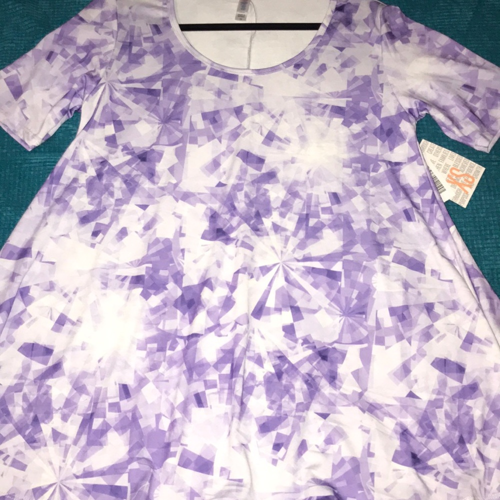 LulaRoe Perfect Tee
